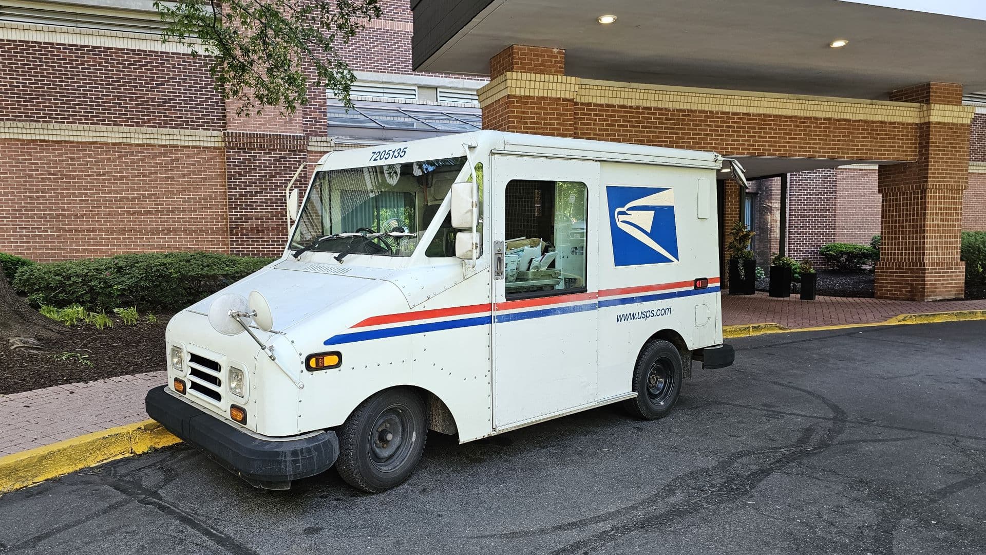 USPS Lands $10B DHL Deal, Signals Shift in Parcel Strategy